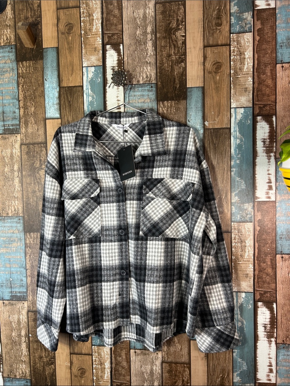 KOJOOIN Gray & White Plaid Button-Up Shacket